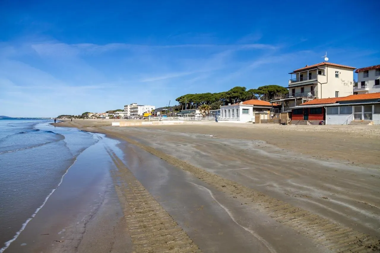 Apartmán Fuoco Follonica 0*,